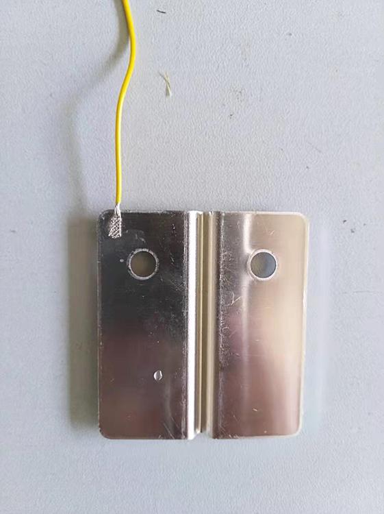 1722994486134476.jpg 新能源鍍錫線束與電池連接.jpg